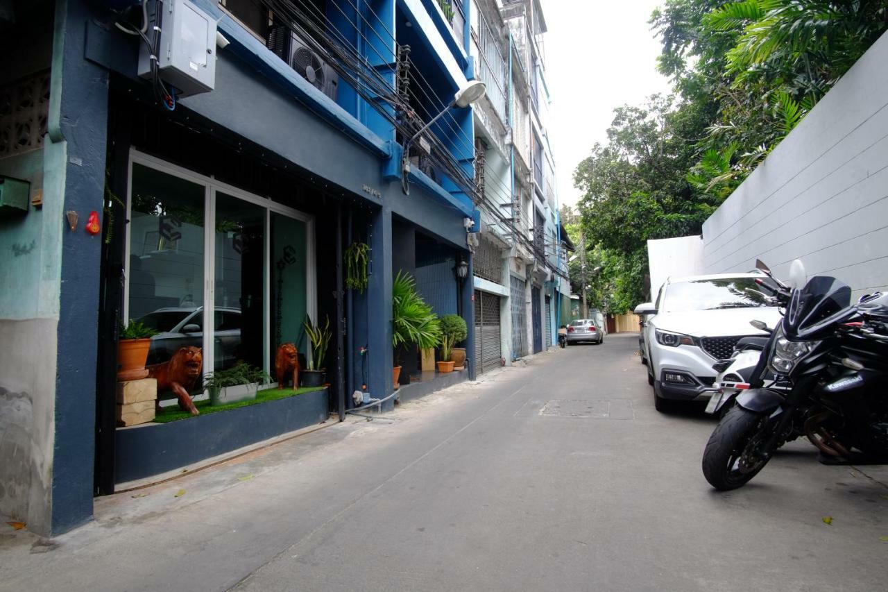 Every Surawong Banguecoque Exterior foto